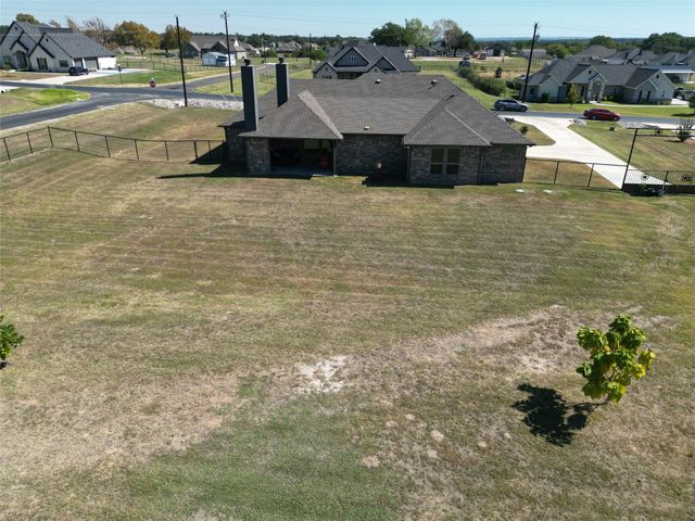 416 Christian Way, Azle, TX 76020