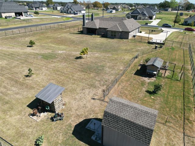 416 Christian Way, Azle, TX 76020