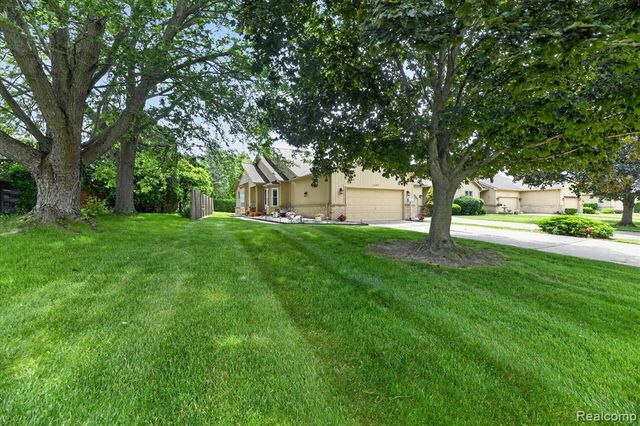 6407 Western Way, Flint, MI 48532