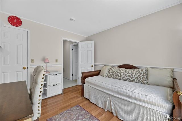 6407 Western Way, Flint, MI 48532