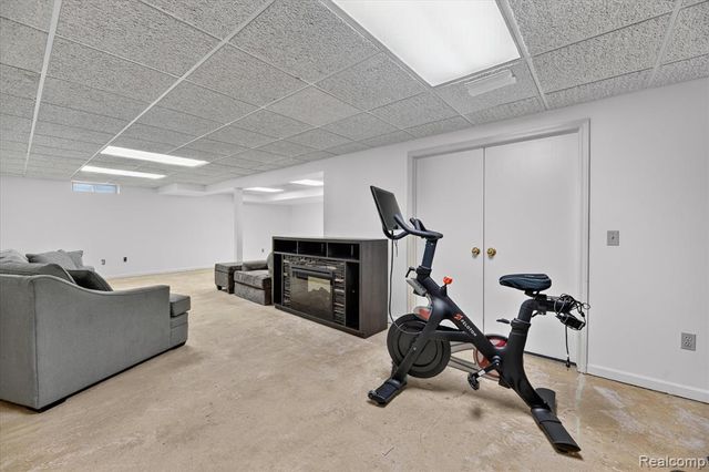 6407 Western Way, Flint, MI 48532