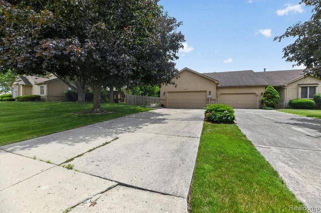 6407 Western Way, Flint, MI 48532