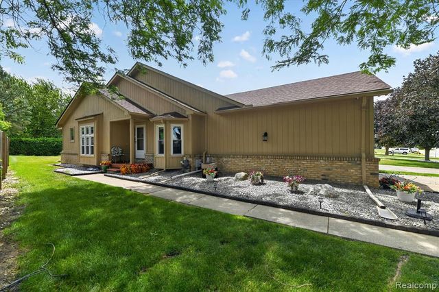 6407 Western Way, Flint, MI 48532