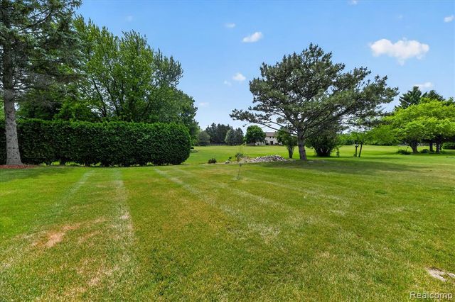 6407 Western Way, Flint, MI 48532