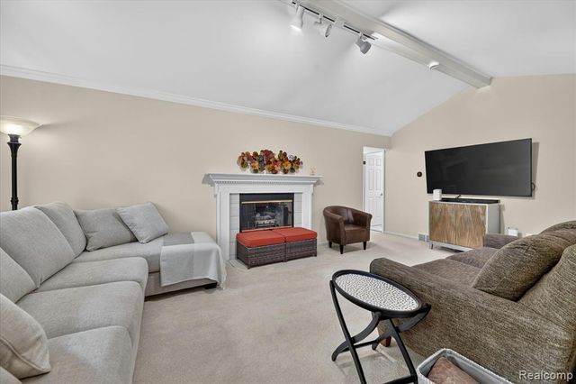 6407 Western Way, Flint, MI 48532