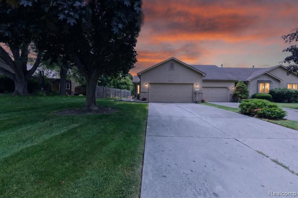 6407 Western Way, Flint, MI 48532
