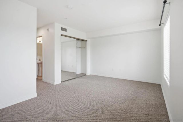 801 W W Hawthorn St 203, San Diego, CA 92101