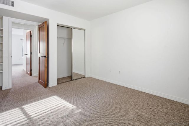 801 W W Hawthorn St 203, San Diego, CA 92101