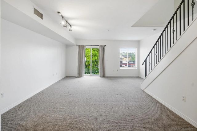 801 W W Hawthorn St 203, San Diego, CA 92101