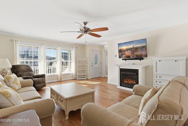 21 Jersey City Avenue, Lavallette, NJ 08735