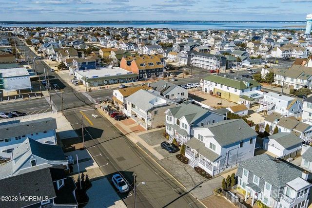 21 Jersey City Avenue, Lavallette, NJ 08735