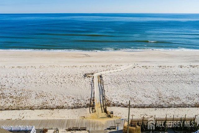 21 Jersey City Avenue, Lavallette, NJ 08735