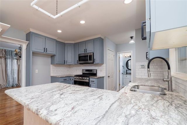 482 Broadstone Way NW, Acworth, GA 30101