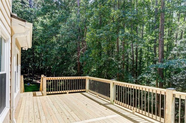 482 Broadstone Way NW, Acworth, GA 30101