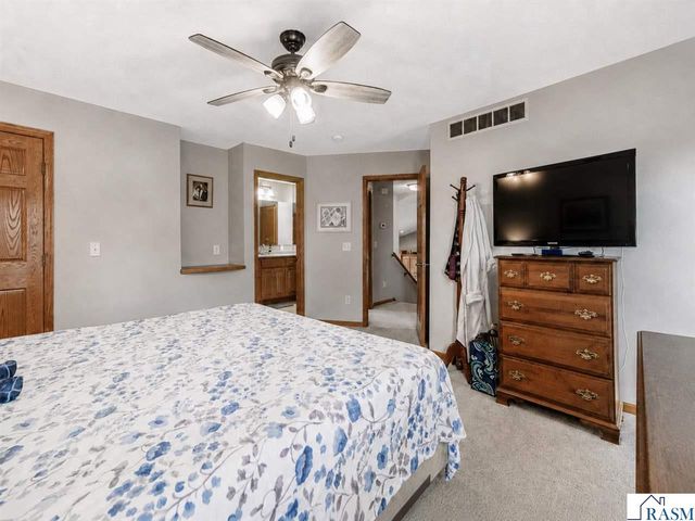 446 Thomas Drive, Eagle Lake, MN 56024