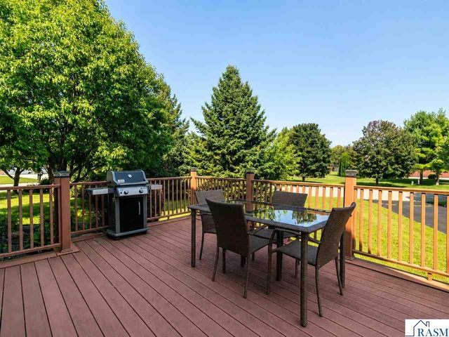 446 Thomas Drive, Eagle Lake, MN 56024