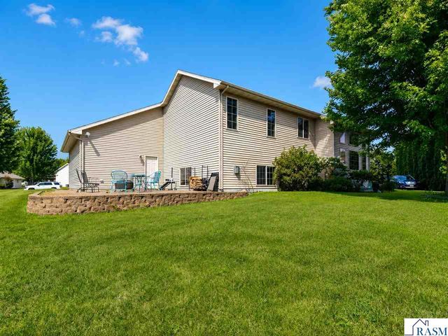 446 Thomas Drive, Eagle Lake, MN 56024