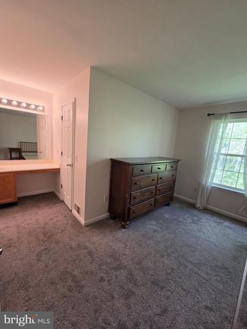 6650 RIDGEBORNE DR, Baltimore, MD 21237