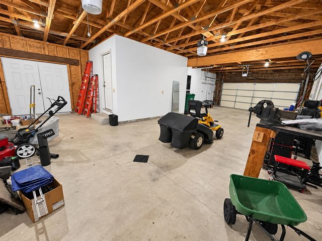 5215 Grosse Pointe Street, Portage, MI 49024