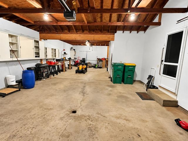 5215 Grosse Pointe Street, Portage, MI 49024