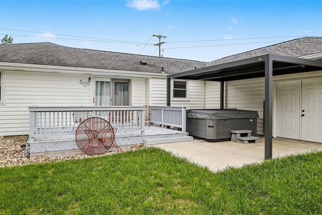 5215 Grosse Pointe Street, Portage, MI 49024