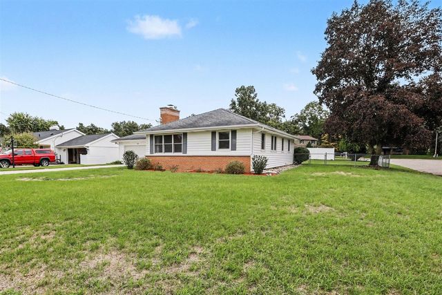 5215 Grosse Pointe Street, Portage, MI 49024