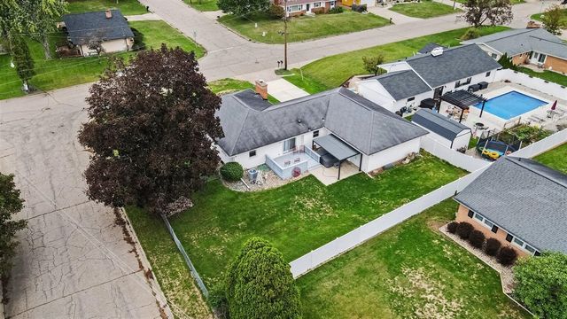 5215 Grosse Pointe Street, Portage, MI 49024