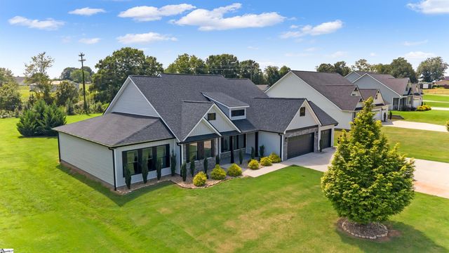 441 Josie Way, Boiling Springs, SC 29316