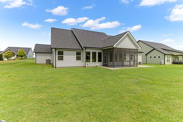 441 Josie Way, Boiling Springs, SC 29316