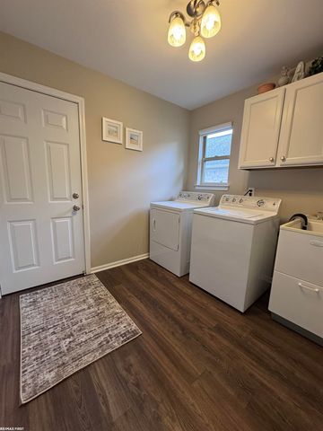 45871 Karam Drive, Shelby Twp, MI 48315