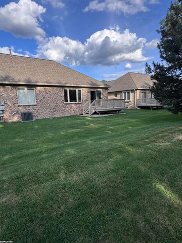 45871 Karam Drive, Shelby Twp, MI 48315