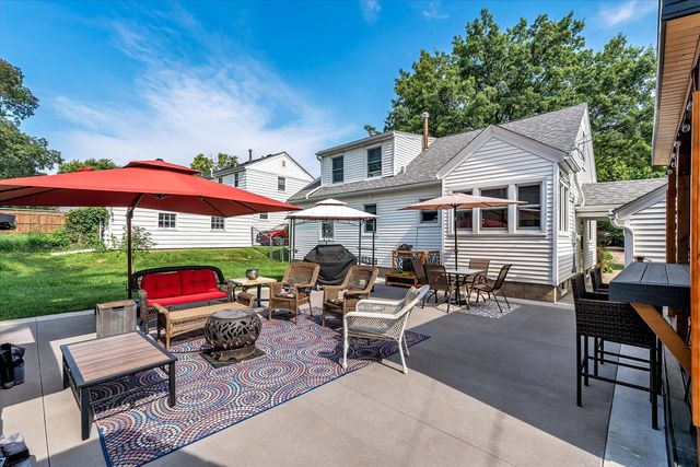 3248 14th Street, Rock Island, IL 61201