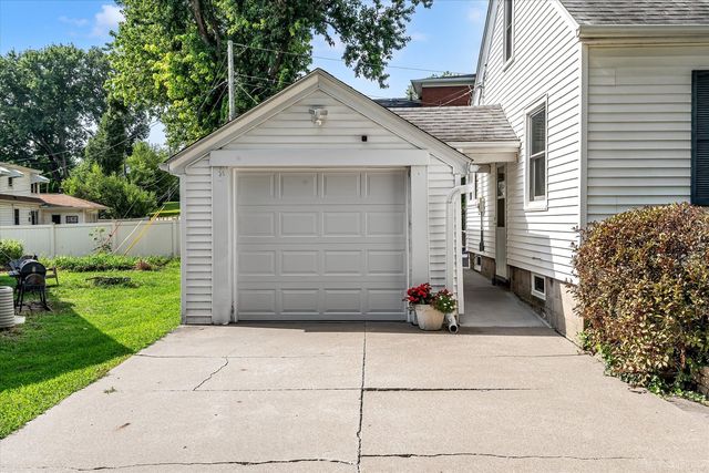 3248 14th Street, Rock Island, IL 61201
