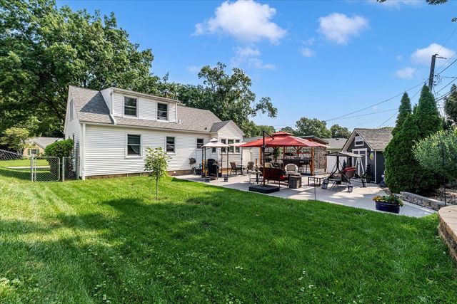 3248 14th Street, Rock Island, IL 61201