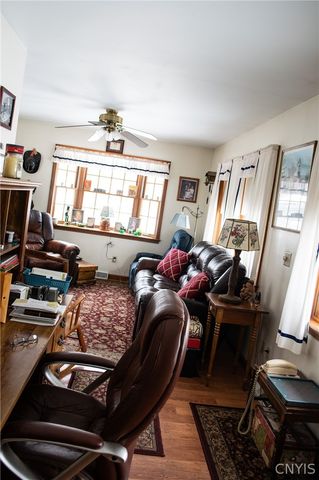 28 Meadow Street, Kirkland, NY 13323