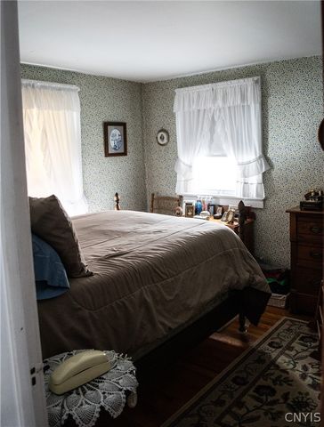 28 Meadow Street, Kirkland, NY 13323