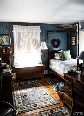 28 Meadow Street, Kirkland, NY 13323