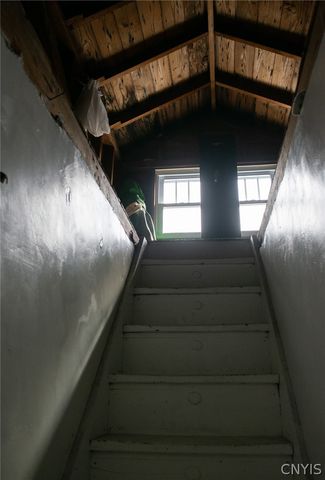 28 Meadow Street, Kirkland, NY 13323