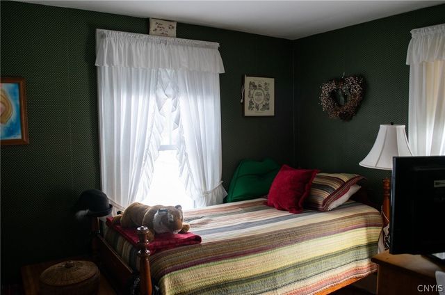 28 Meadow Street, Kirkland, NY 13323