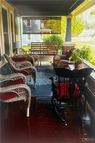 28 Meadow Street, Kirkland, NY 13323