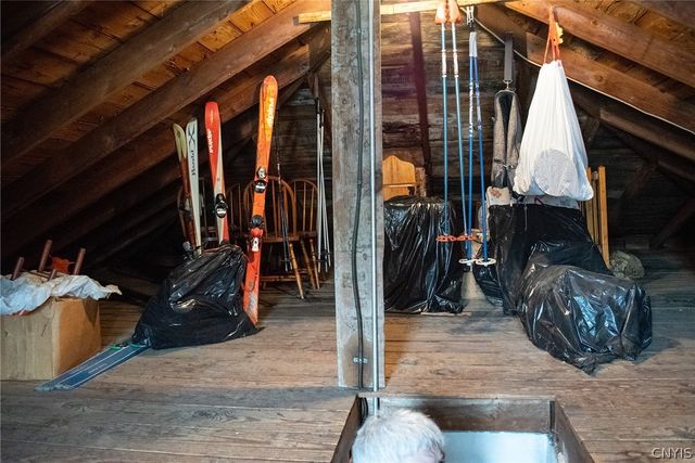 28 Meadow Street, Kirkland, NY 13323