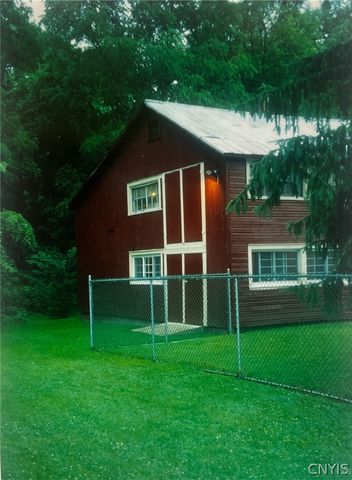 28 Meadow Street, Kirkland, NY 13323