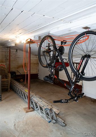 28 Meadow Street, Kirkland, NY 13323