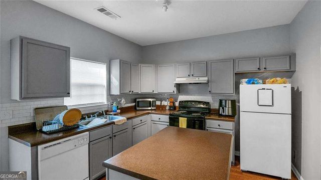 398 Pine Hill Place, Norcross, GA 30093