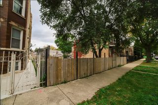 931 N Lawndale Avenue, Chicago, IL 60651
