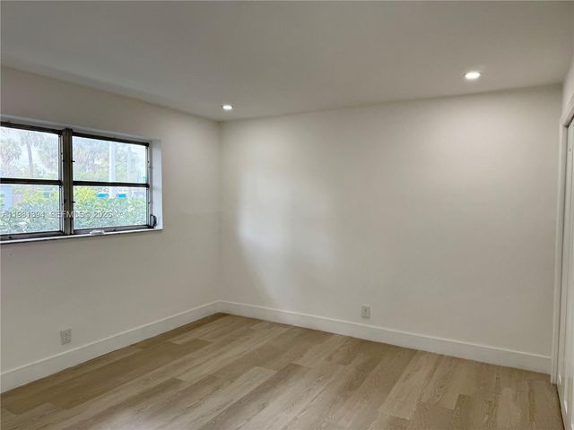 890 SW 28th St 2, Fort Lauderdale, FL 33315