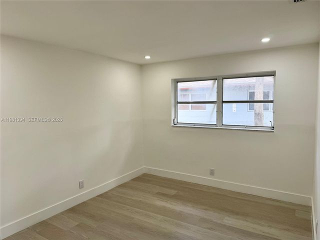 890 SW 28th St 2, Fort Lauderdale, FL 33315