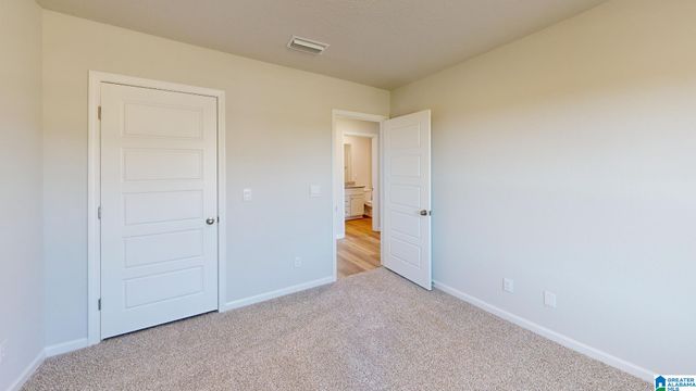 213 MILL POINT CIRCLE, Calera, AL 35040