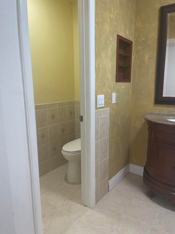 19823 NW 64th Place, Hialeah, FL 33015