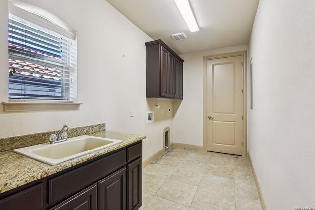 6326 malaga, San Antonio, TX 78257